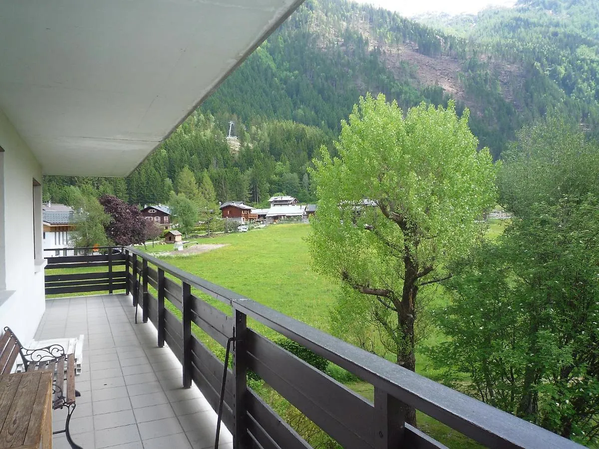 Apartment Le Bois Du Bouchet-1 By Interhome Chamonix 0*,